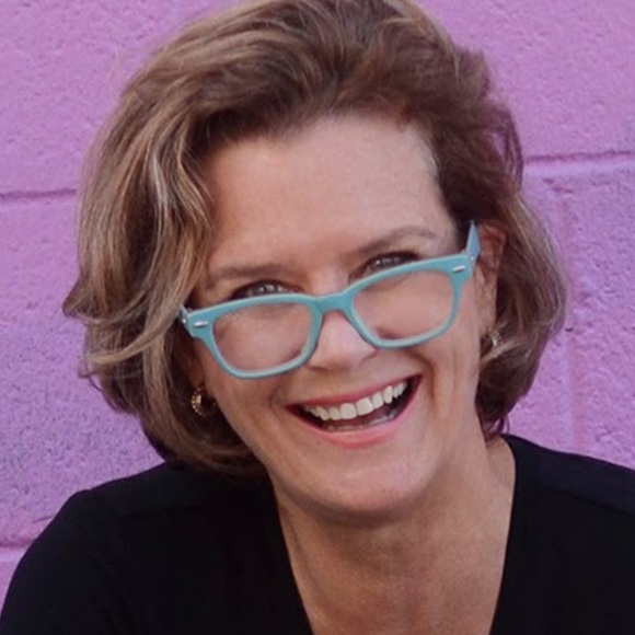 Meet your Posher, Lisa - Picture 1 of 1